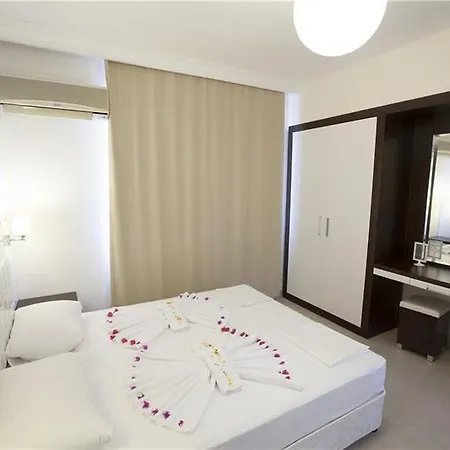 Side Suite Hotel ホテル 2*
